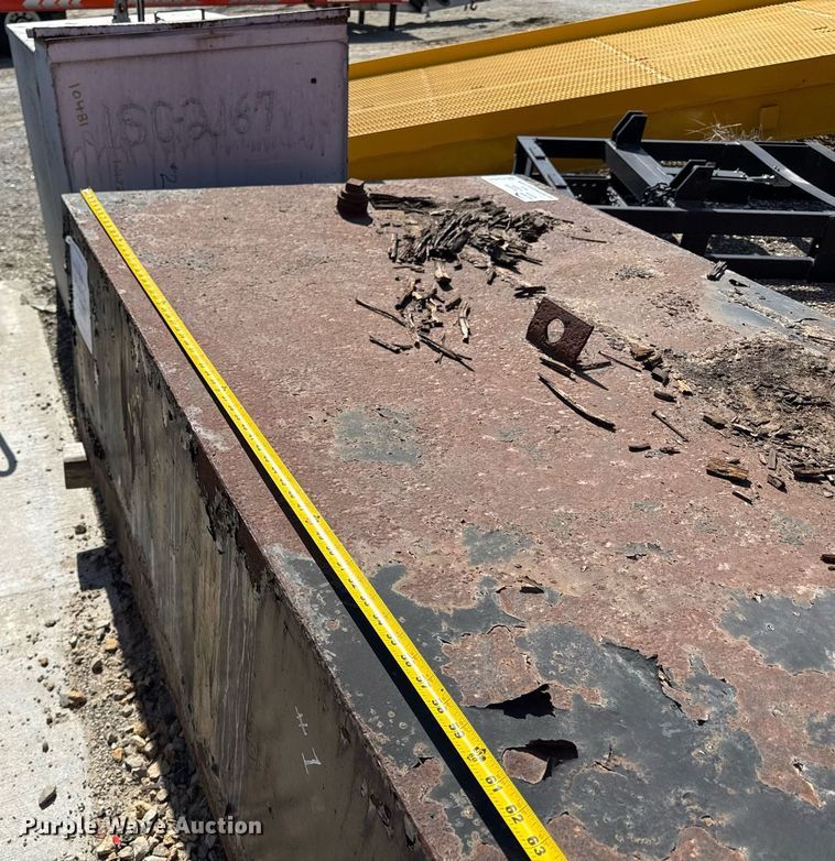 image for item ED4049 (2) waste oil tanks