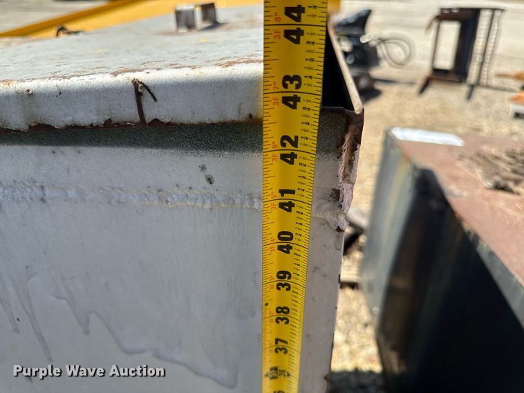 image for item ED4049 (2) waste oil tanks