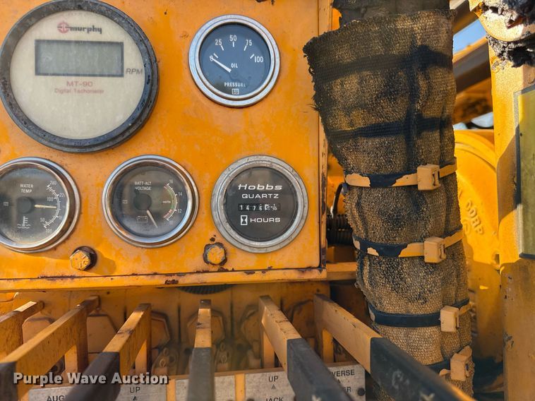 image for item ED4050 1992 International 4800 drilling rig truck