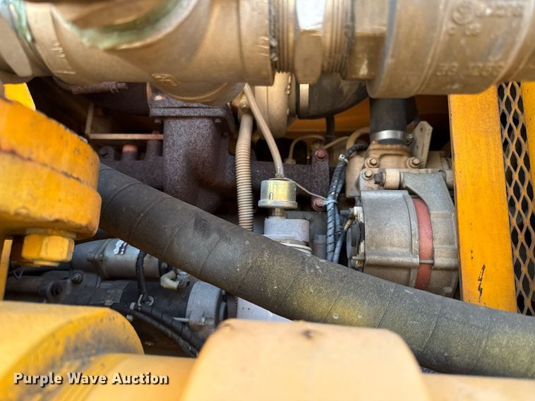 image for item ED4050 1992 International 4800 drilling rig truck