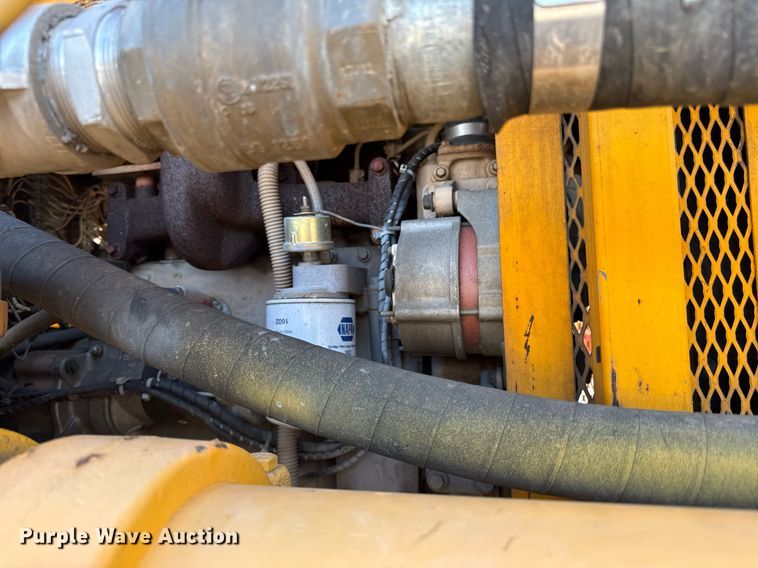 image for item ED4050 1992 International 4800 drilling rig truck