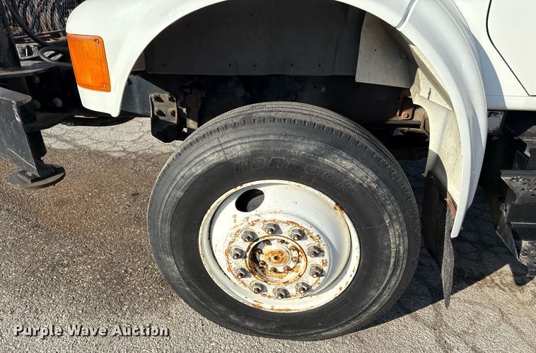 image for item ED4050 1992 International 4800 drilling rig truck