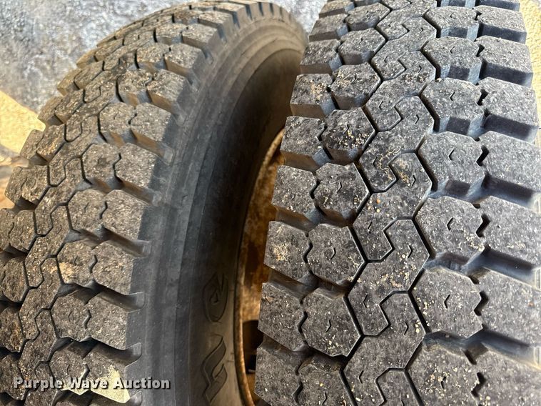 image for item ED4050 1992 International 4800 drilling rig truck