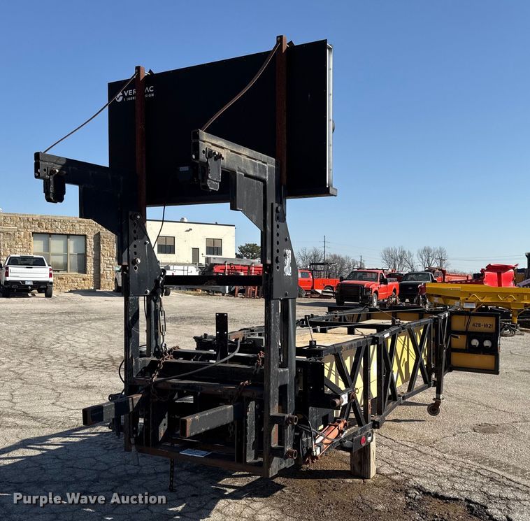 image for item ED4051 2001 Trinity crash attenuator