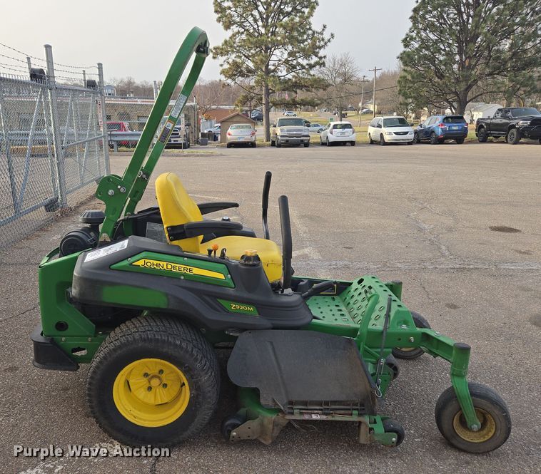 image for item ED4053 2013 John Deere Z920M ZTR lawn mower