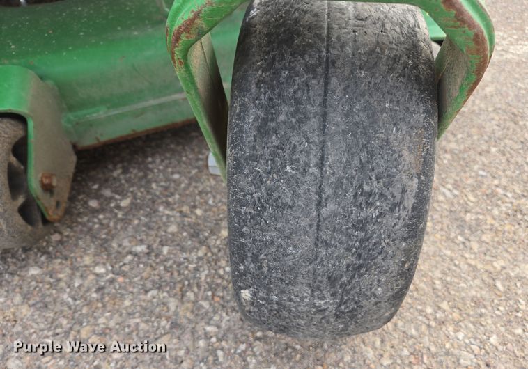 image for item ED4053 2013 John Deere Z920M ZTR lawn mower