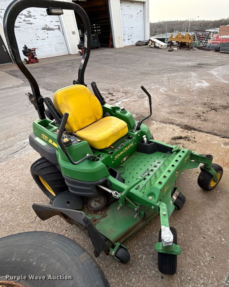 image for item ED4056 2010 John Deere Z925A ZTR lawn mower