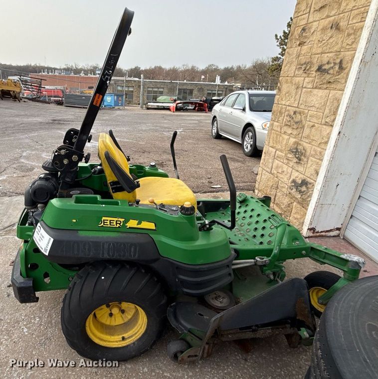 image for item ED4056 2010 John Deere Z925A ZTR lawn mower