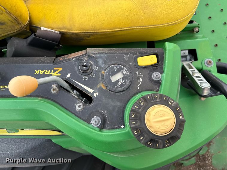 image for item ED4056 2010 John Deere Z925A ZTR lawn mower