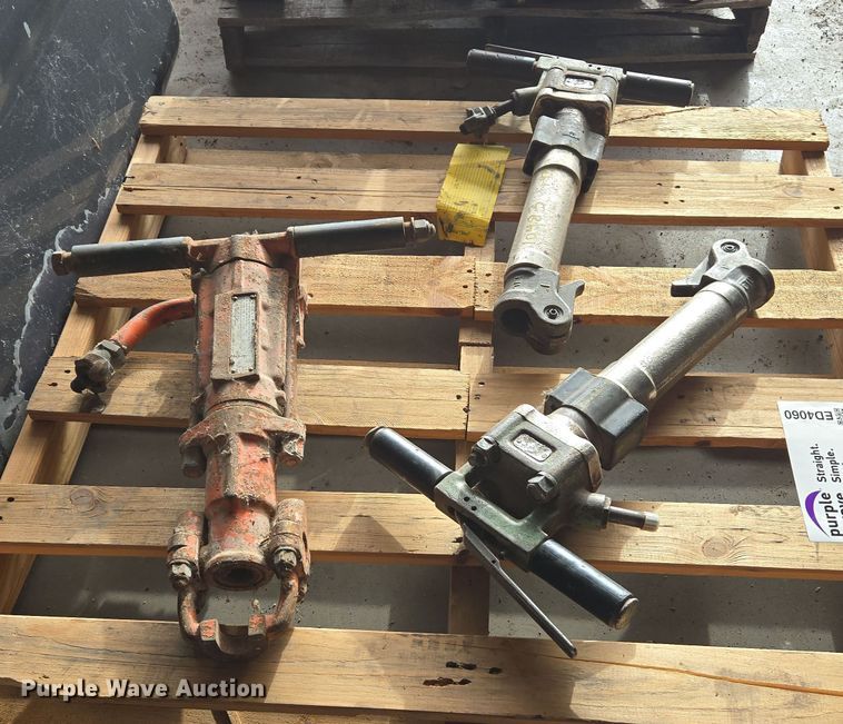 image for item ED4060 (3) pavement breakers