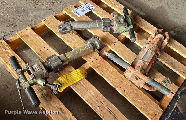 image for item ED4060 (3) pavement breakers