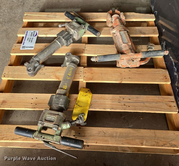 image for item ED4060 (3) pavement breakers