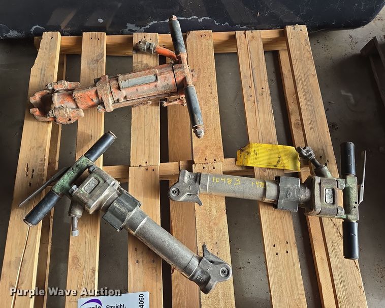 image for item ED4060 (3) pavement breakers