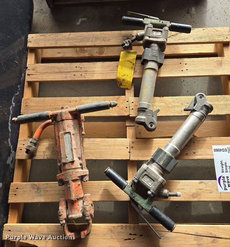 image for item ED4060 (3) pavement breakers