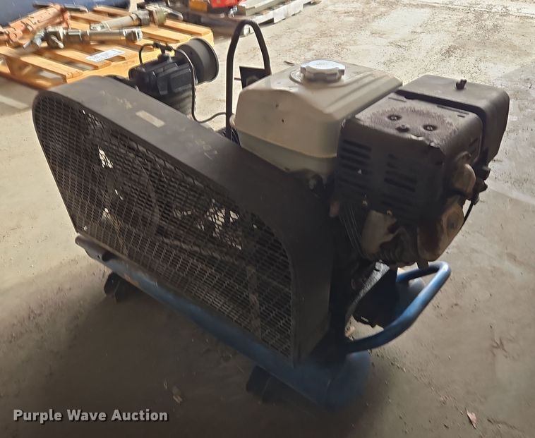 image for item ED4062 Puma 8008 air compressor