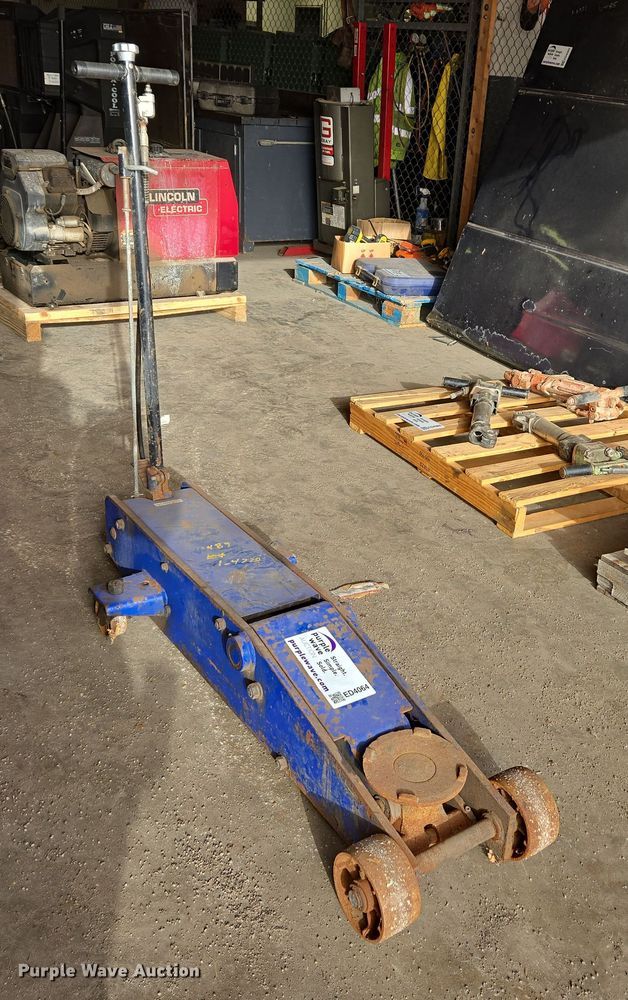 image for item ED4064 Westward floor jack