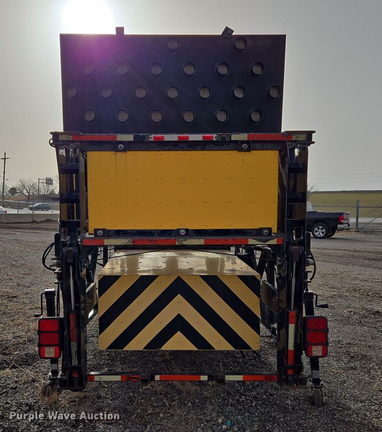 image for item ED4072 2005 Trinity  Energy Absorption system crash attenuator