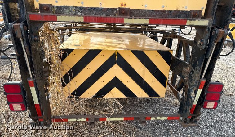image for item ED4073 2005 Trinity  180 crash attenuator