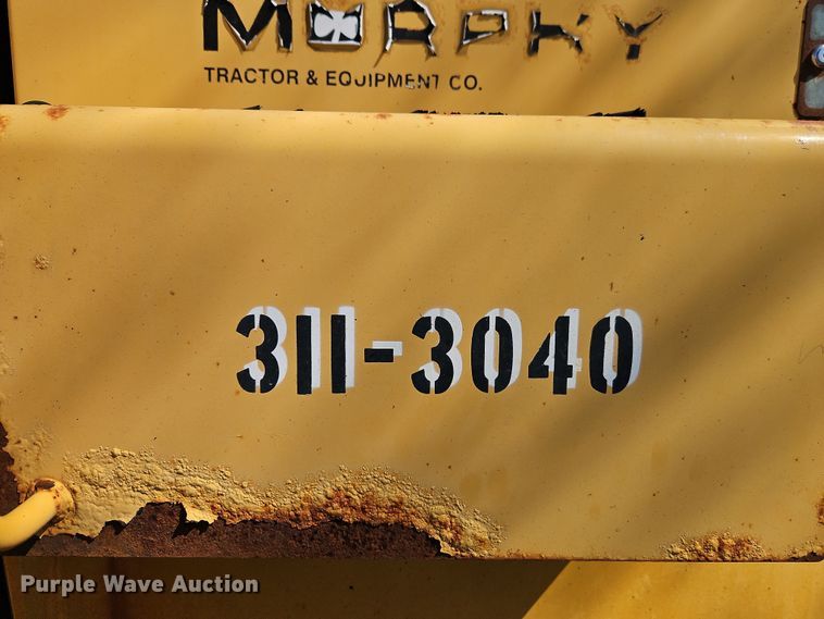 image for item EI8323 2000 John Deere 770CH motor grader