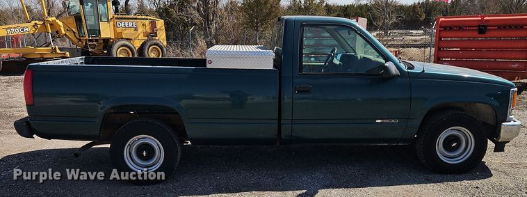 image for item EI8871 1998 Chevrolet C1500 pickup truck