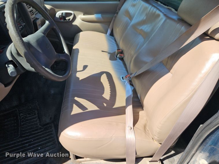 image for item EI8871 1998 Chevrolet C1500 pickup truck