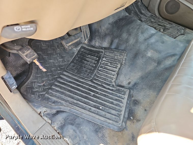 image for item EI8871 1998 Chevrolet C1500 pickup truck