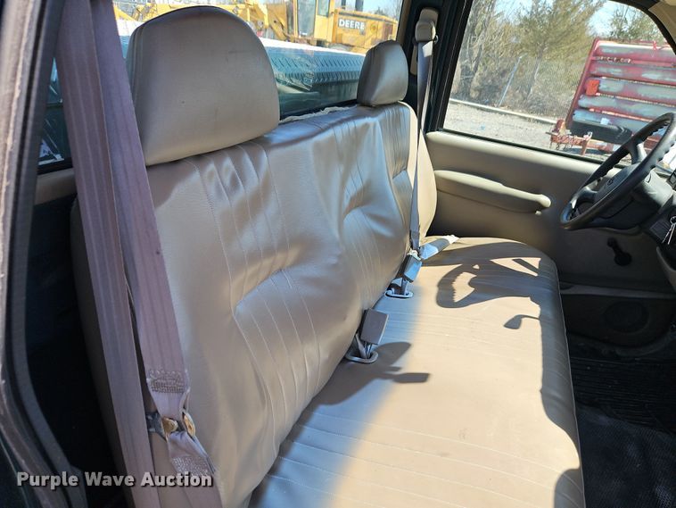 image for item EI8871 1998 Chevrolet C1500 pickup truck