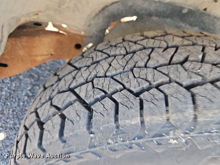 image for item EI8871 1998 Chevrolet C1500 pickup truck