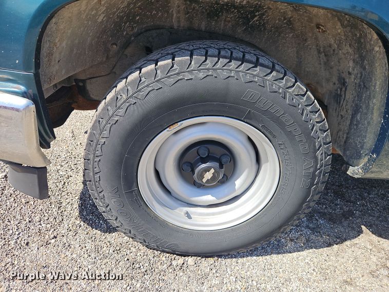 image for item EI8871 1998 Chevrolet C1500 pickup truck