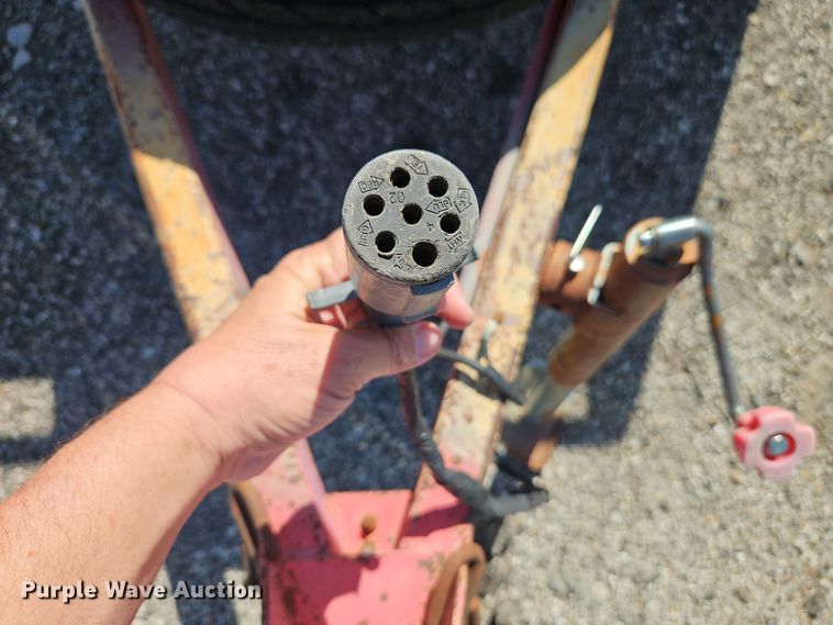 image for item EI8872 2002 Road Hog utility trailer