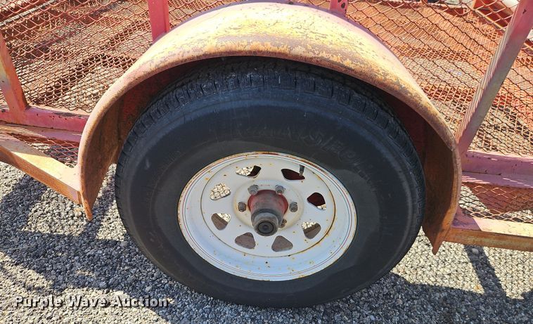 image for item EI8872 2002 Road Hog utility trailer