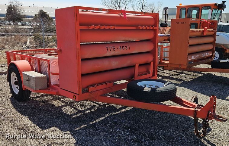 image for item EI8874 2002 Road Hog utility trailer