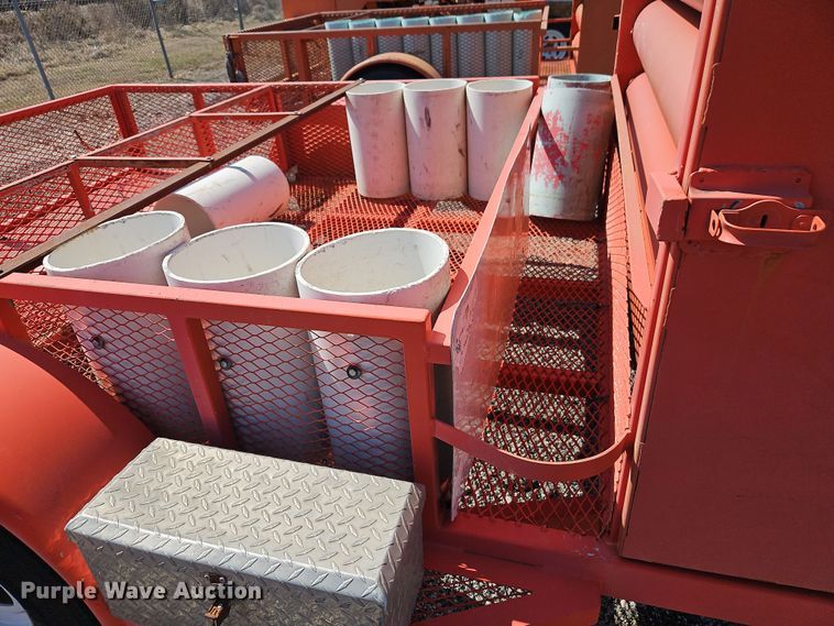 image for item EI8874 2002 Road Hog utility trailer