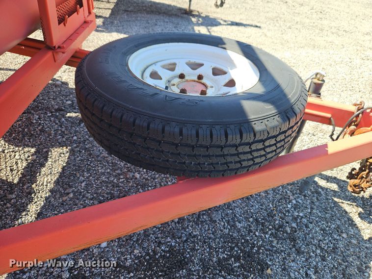 image for item EI8874 2002 Road Hog utility trailer