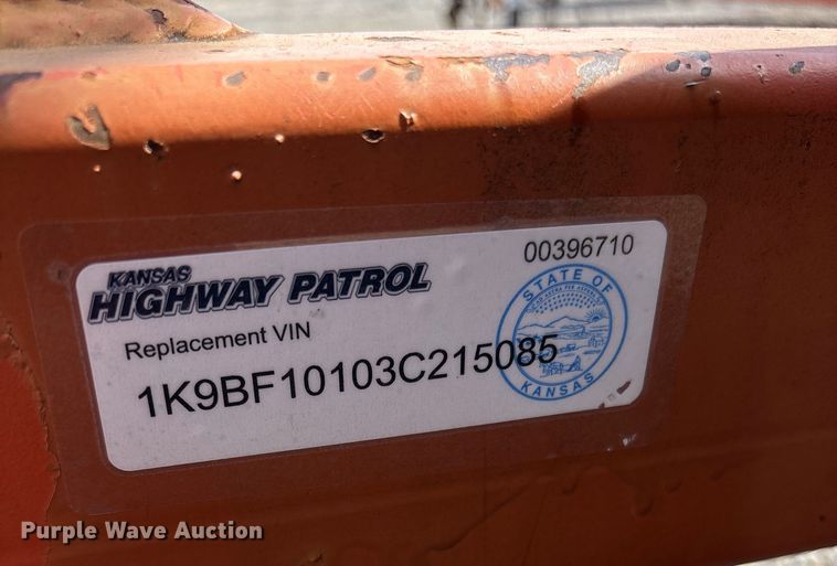 image for item EI8875 2003 King Manufacturing utility trailer