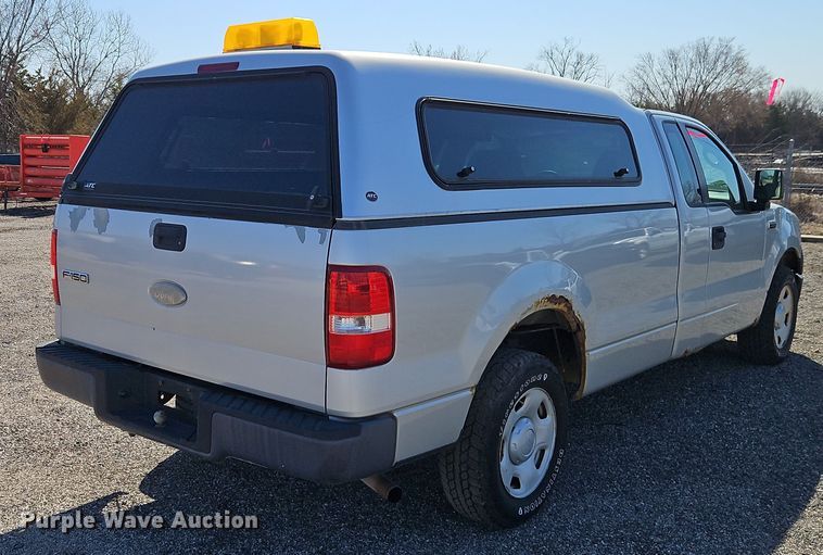 image for item EI8877 2007 Ford F150 XL pickup truck