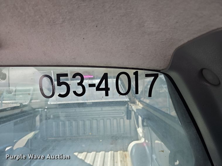 image for item EI8877 2007 Ford F150 XL pickup truck