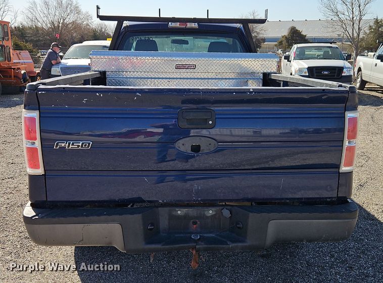 image for item EI8878 2009 Ford F150 XL pickup truck