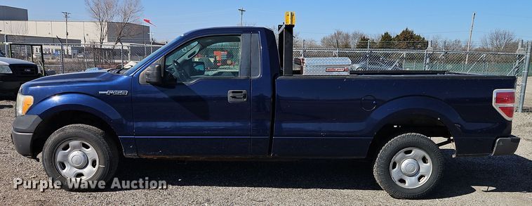 image for item EI8878 2009 Ford F150 XL pickup truck