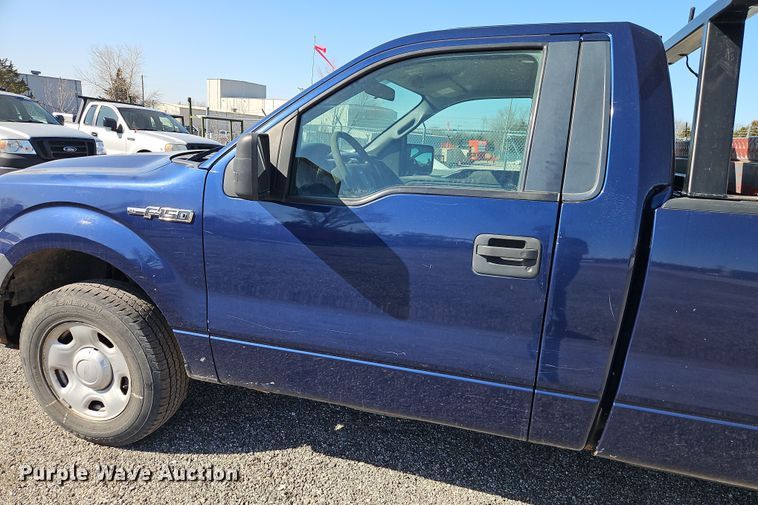 image for item EI8878 2009 Ford F150 XL pickup truck