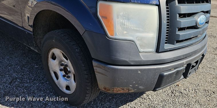 image for item EI8878 2009 Ford F150 XL pickup truck