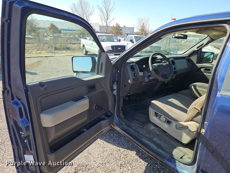 image for item EI8878 2009 Ford F150 XL pickup truck