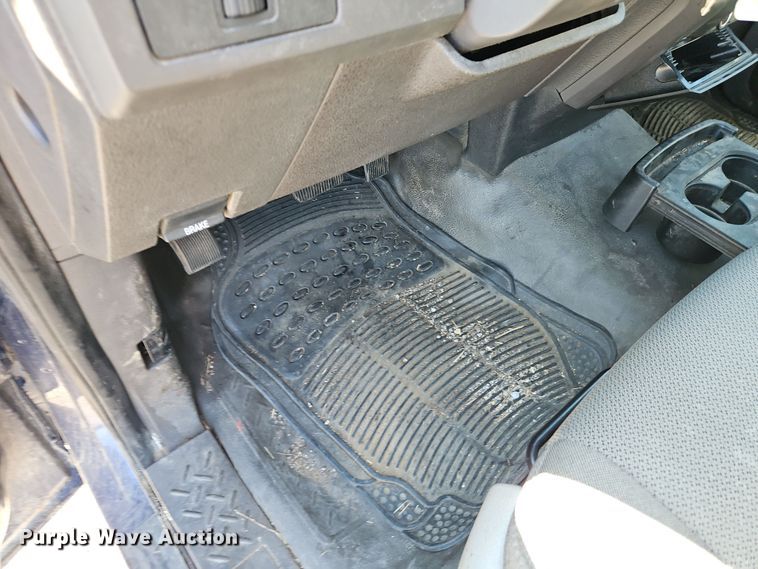 image for item EI8878 2009 Ford F150 XL pickup truck