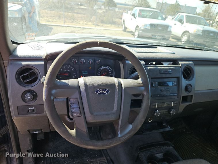 image for item EI8878 2009 Ford F150 XL pickup truck