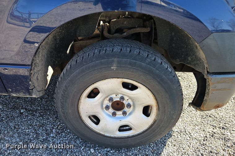 image for item EI8878 2009 Ford F150 XL pickup truck