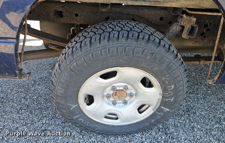 image for item EI8878 2009 Ford F150 XL pickup truck