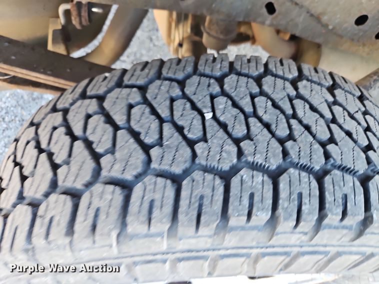 image for item EI8878 2009 Ford F150 XL pickup truck