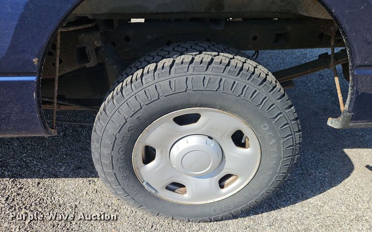 image for item EI8878 2009 Ford F150 XL pickup truck