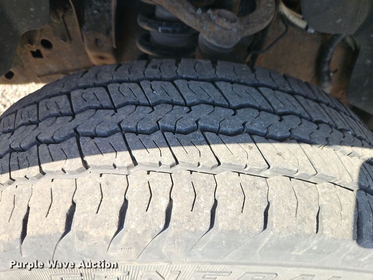 image for item EI8878 2009 Ford F150 XL pickup truck