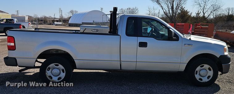 image for item EI8879 2007 Ford F150 XL pickup truck
